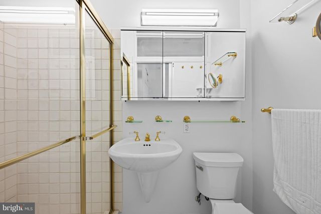 1423 34TH ST NW, Washington, DC 20007