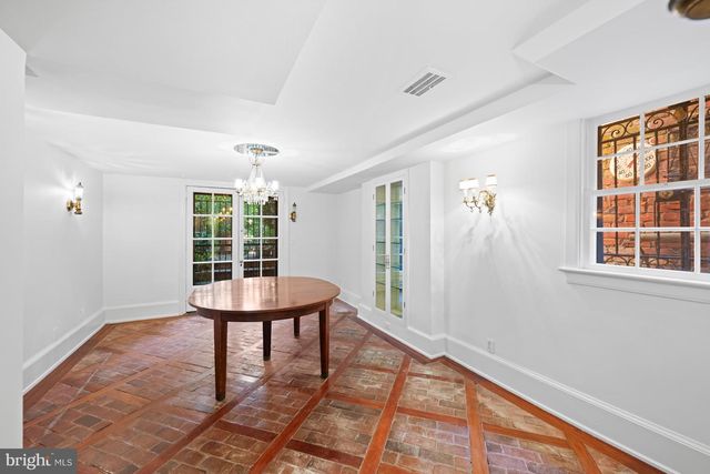 1423 34TH ST NW, Washington, DC 20007