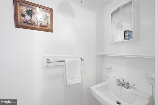 1423 34TH ST NW, Washington, DC 20007