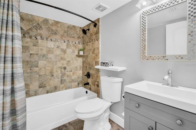 1400 PINE GLEN LANE D2, Tarpon Springs, FL 34688