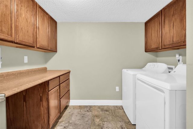 1400 PINE GLEN LANE D2, Tarpon Springs, FL 34688