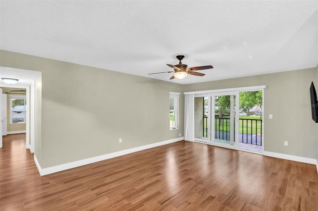 1400 PINE GLEN LANE D2, Tarpon Springs, FL 34688