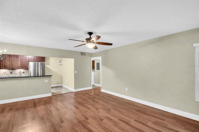 1400 PINE GLEN LANE D2, Tarpon Springs, FL 34688