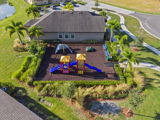 1817 Party Place, Fort Pierce, FL 34947