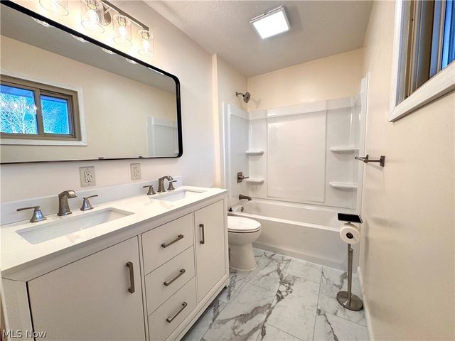 11685 Mills Road, Garrettsville, OH 44231