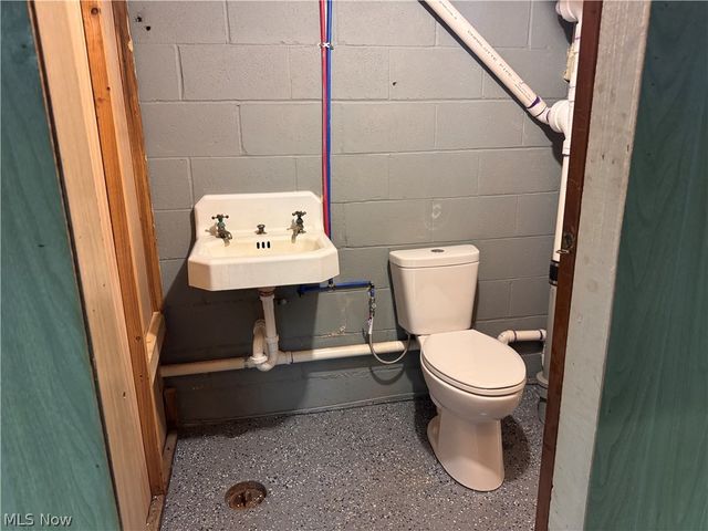 11685 Mills Road, Garrettsville, OH 44231