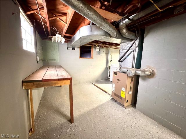 11685 Mills Road, Garrettsville, OH 44231