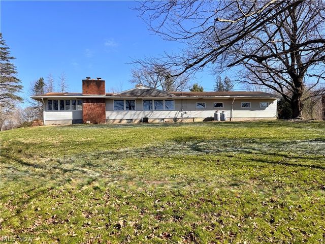 11685 Mills Road, Garrettsville, OH 44231