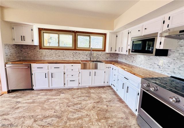 11685 Mills Road, Garrettsville, OH 44231