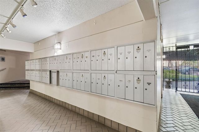 3325 BAYSHORE BOULEVARD A12, Tampa, FL 33629