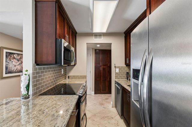 3325 BAYSHORE BOULEVARD A12, Tampa, FL 33629