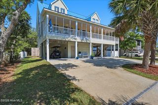 103 SE 71st Street, Oak Island, NC 28465