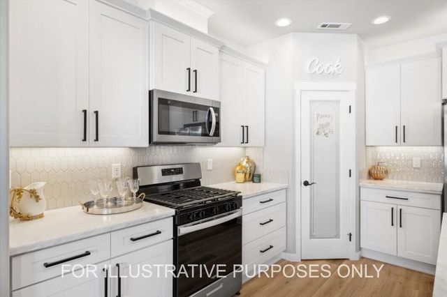 7901 Alyce Mae Way, White City, OR 97503