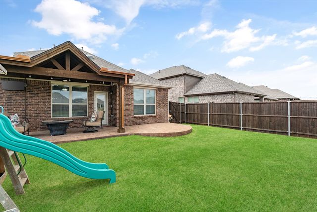 1717 Katelynn Lane, Anna, TX 75409