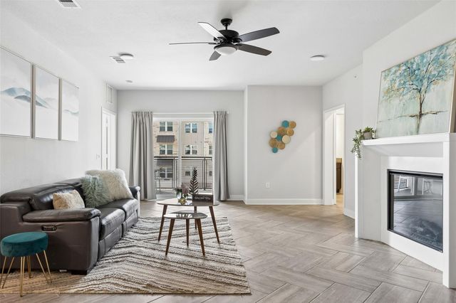 6804 Westview Drive 2307, Houston, TX 77055