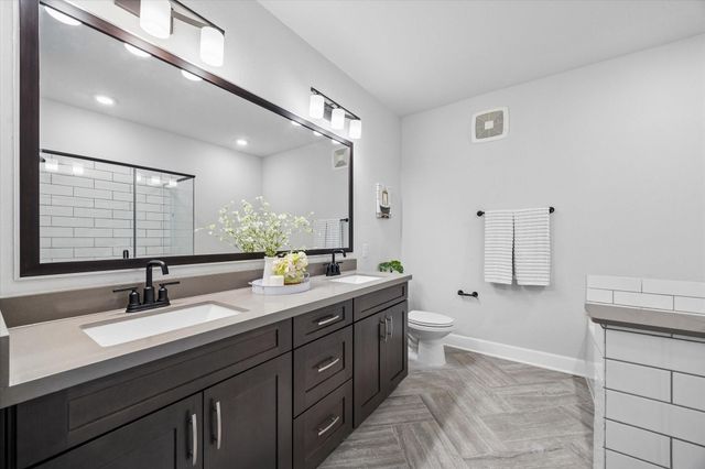 6804 Westview Drive 2307, Houston, TX 77055