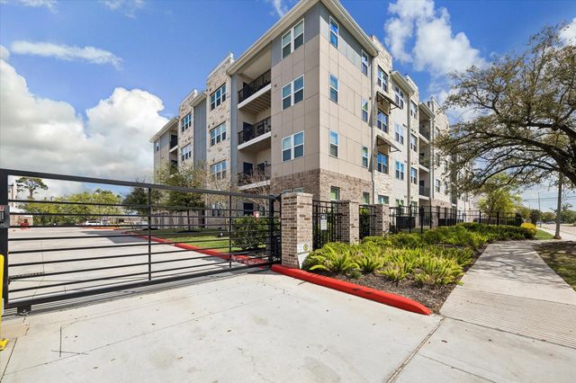 6804 Westview Drive 2307, Houston, TX 77055