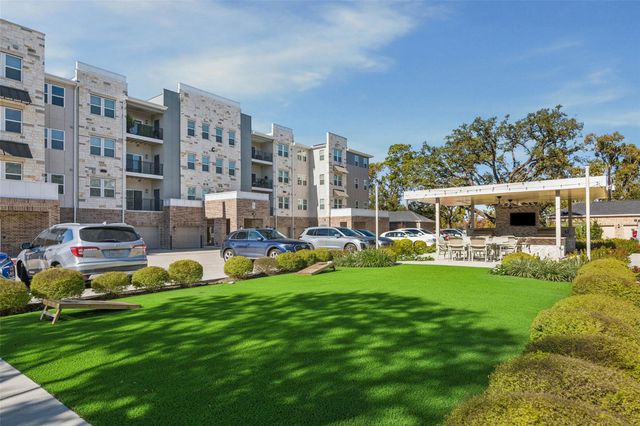 6804 Westview Drive 2307, Houston, TX 77055