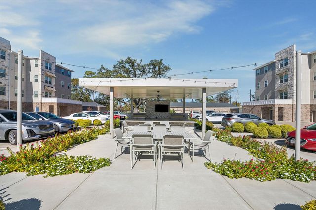 6804 Westview Drive 2307, Houston, TX 77055