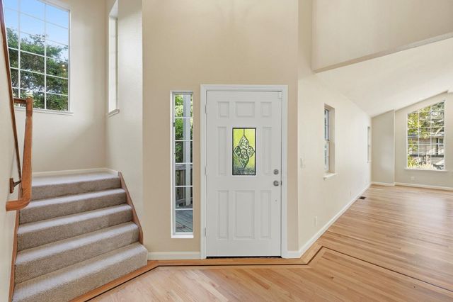 455 Avenue Portola, El Granada, CA 94019