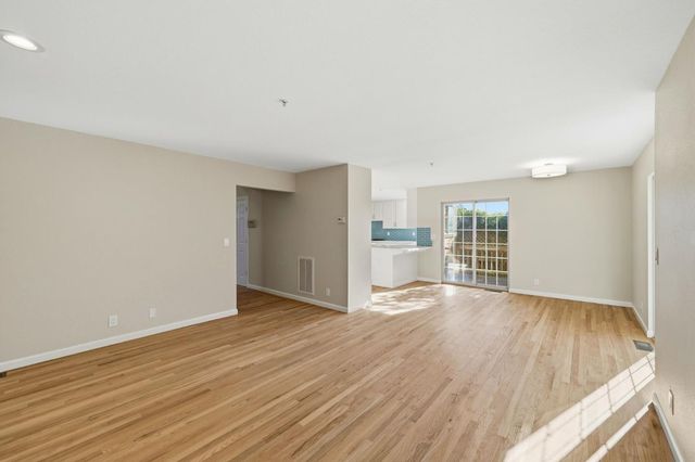 455 Avenue Portola, El Granada, CA 94019