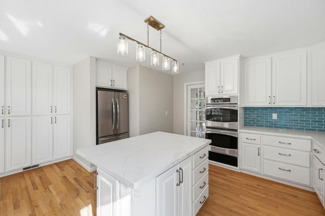 455 Avenue Portola, El Granada, CA 94019