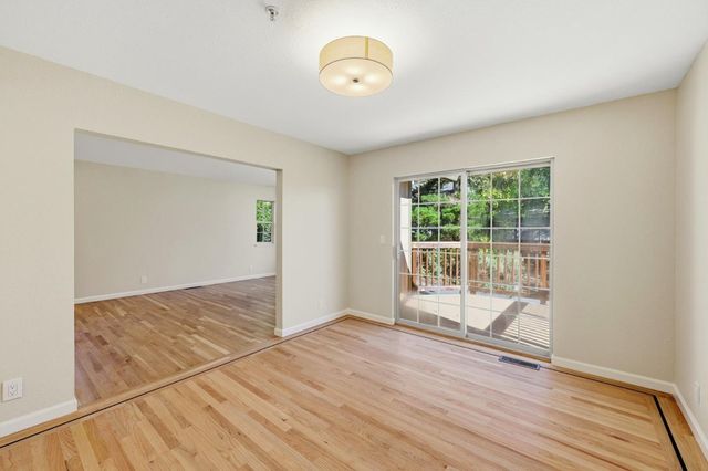 455 Avenue Portola, El Granada, CA 94019