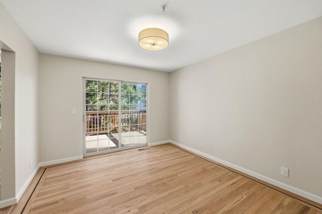 455 Avenue Portola, El Granada, CA 94019