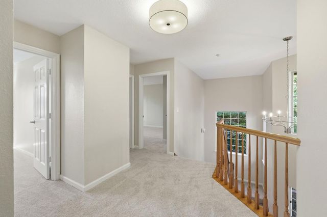 455 Avenue Portola, El Granada, CA 94019