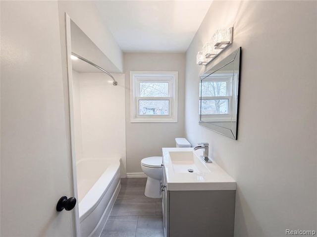 1166 Zephyr Street, Ypsilanti, MI 48198