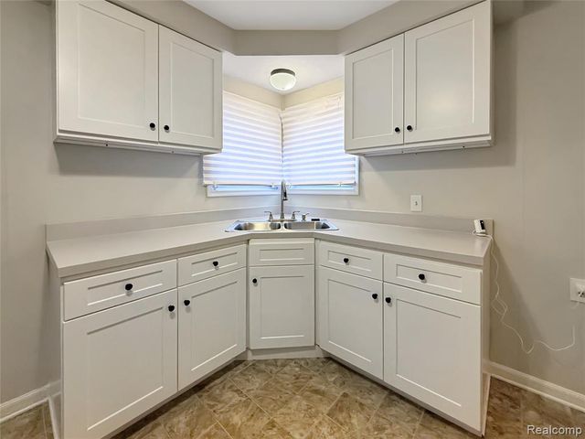 1166 Zephyr Street, Ypsilanti, MI 48198