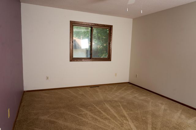 3781 Brookdale Circle N, Brooklyn Park, MN 55443