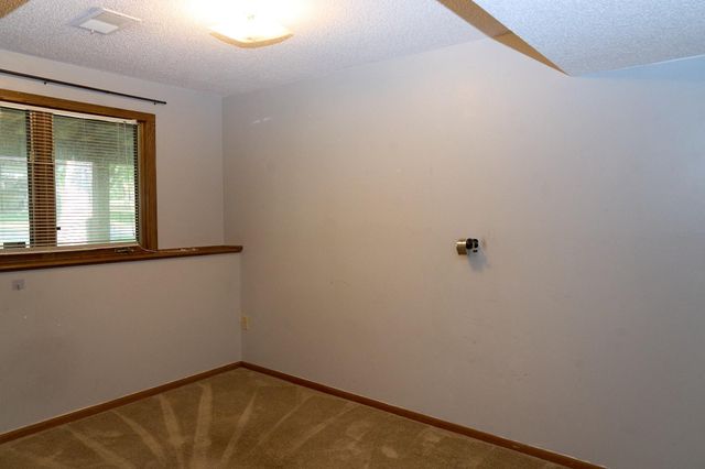 3781 Brookdale Circle N, Brooklyn Park, MN 55443
