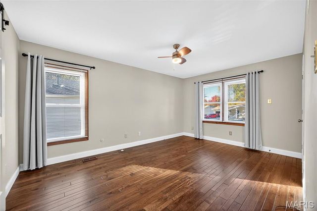 309 Lemonwood Drive, St Peters, MO 63376