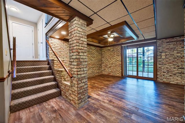 309 Lemonwood Drive, St Peters, MO 63376