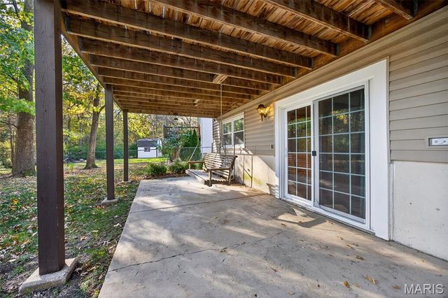 309 Lemonwood Drive, St Peters, MO 63376