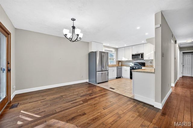 309 Lemonwood Drive, St Peters, MO 63376