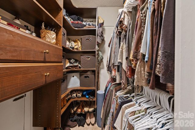 373 Lytle Cove Road, Swannanoa, NC 28778