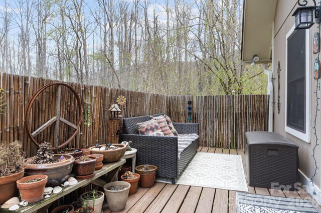 373 Lytle Cove Road, Swannanoa, NC 28778