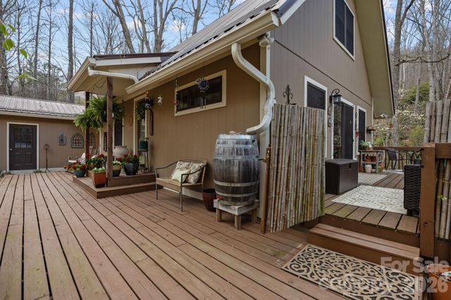 373 Lytle Cove Road, Swannanoa, NC 28778