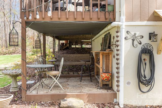 373 Lytle Cove Road, Swannanoa, NC 28778