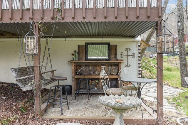 373 Lytle Cove Road, Swannanoa, NC 28778