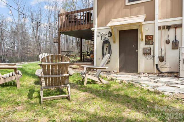 373 Lytle Cove Road, Swannanoa, NC 28778