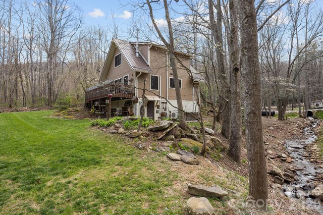 373 Lytle Cove Road, Swannanoa, NC 28778
