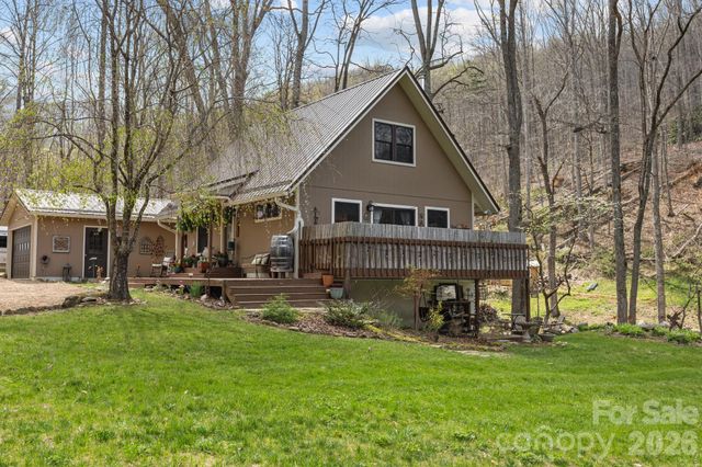 373 Lytle Cove Road, Swannanoa, NC 28778