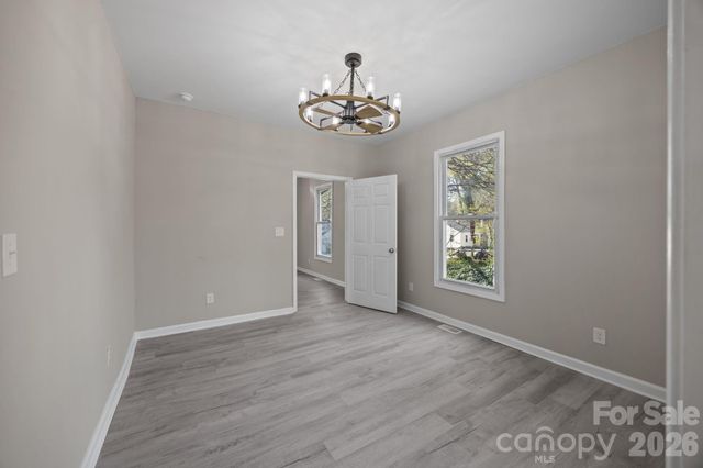 414 W Sharpe Street, Statesville, NC 28677