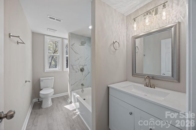 414 W Sharpe Street, Statesville, NC 28677