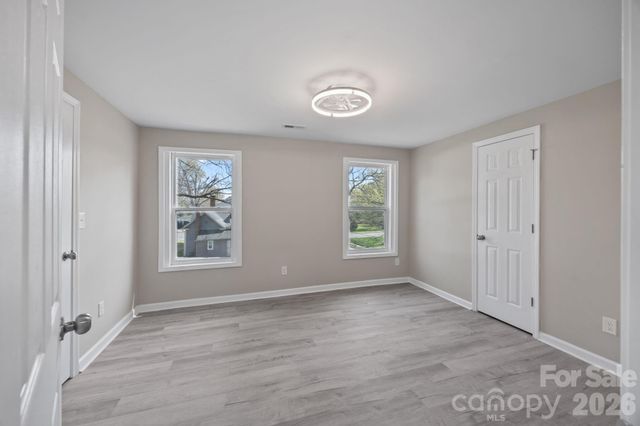 414 W Sharpe Street, Statesville, NC 28677