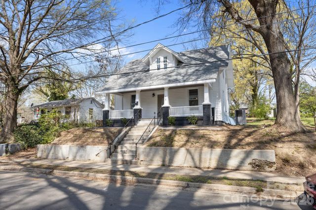 414 W Sharpe Street, Statesville, NC 28677