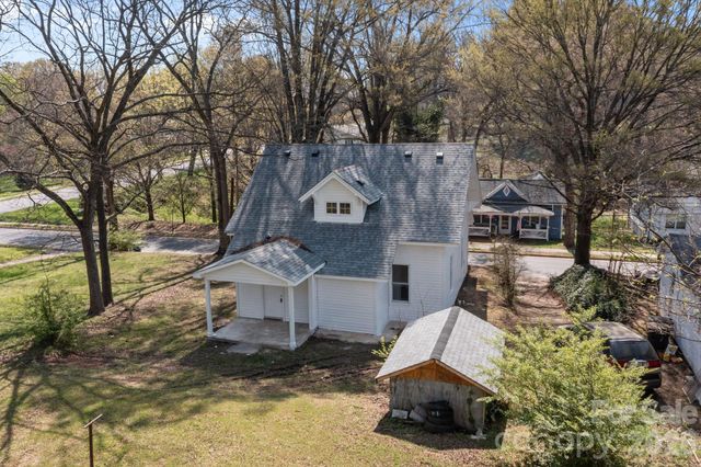 414 W Sharpe Street, Statesville, NC 28677